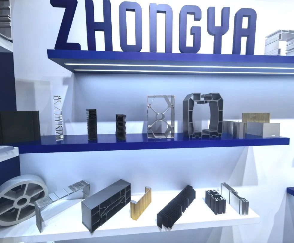 中亞鋁業(yè) “鋁” 光閃耀：廣交會首日現(xiàn)場搶“鮮”看！(圖8)